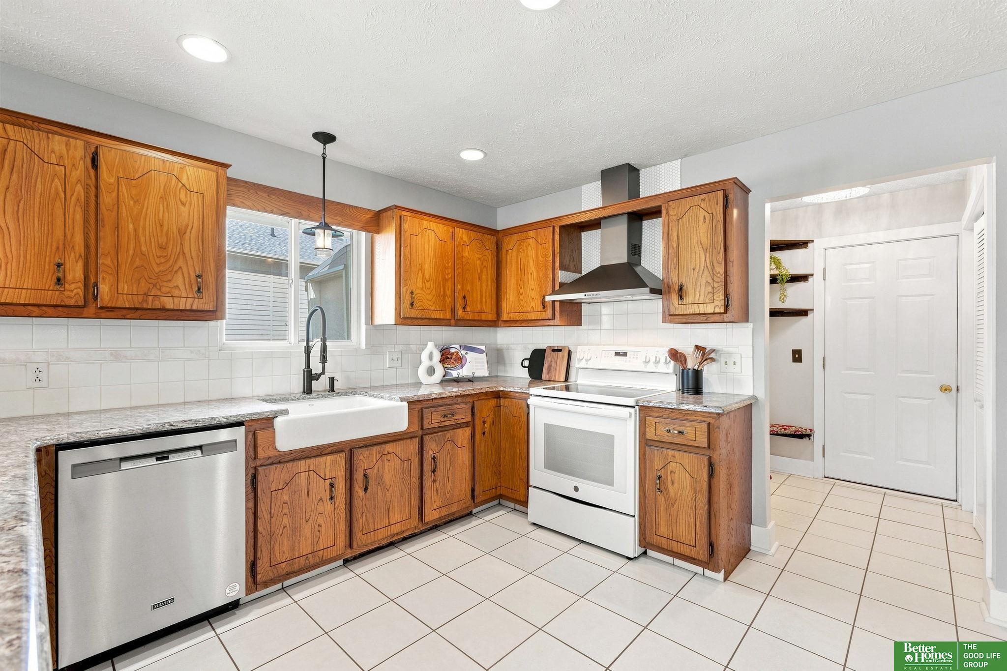 2702 Annabelle Drive