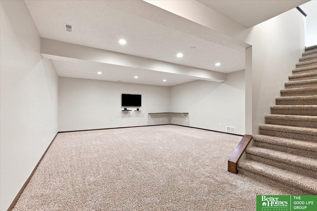 9237 S 71st Street