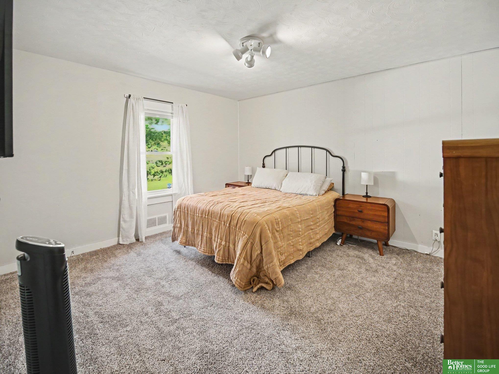 5042 E Sargent Road