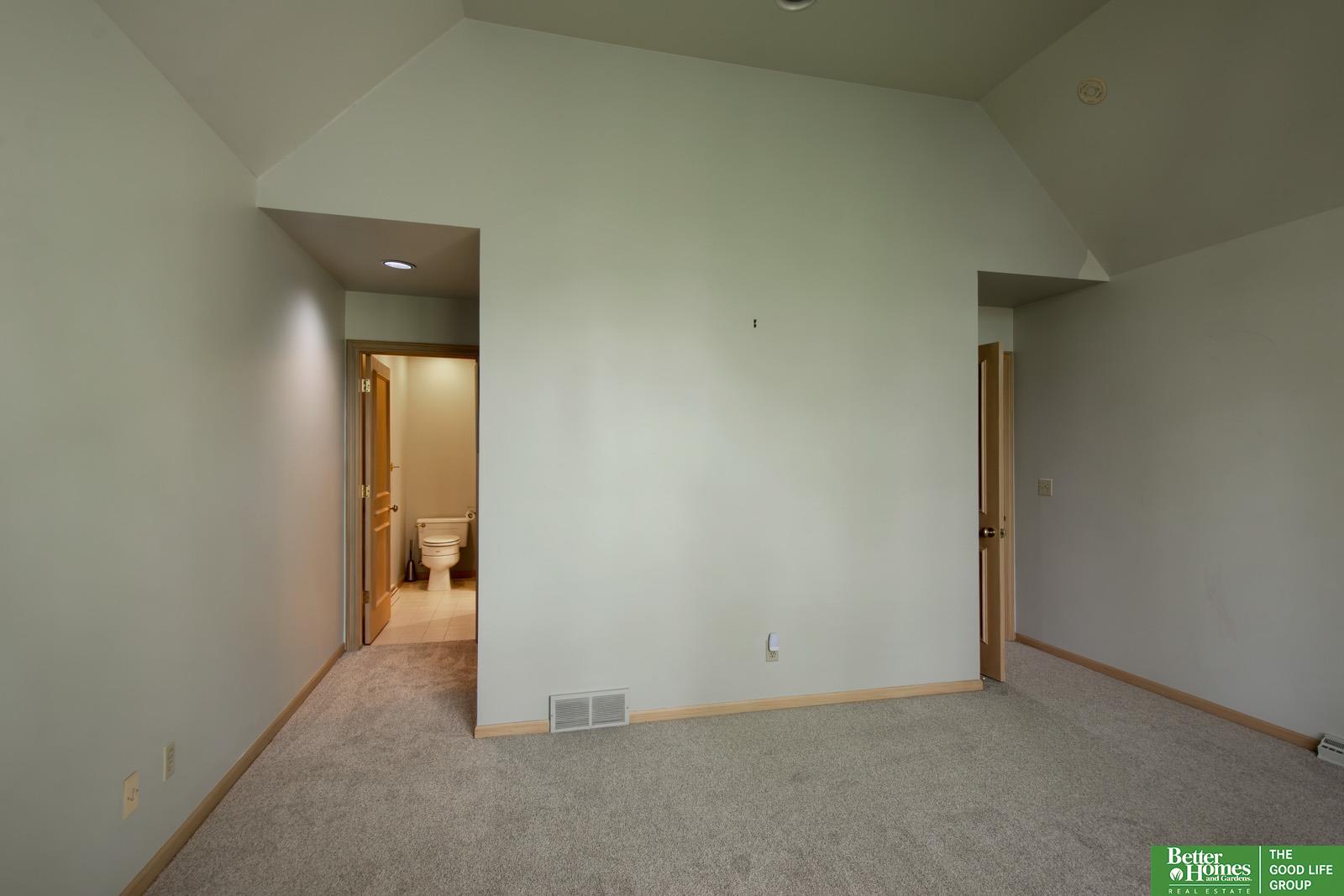 8914 Douglas Court