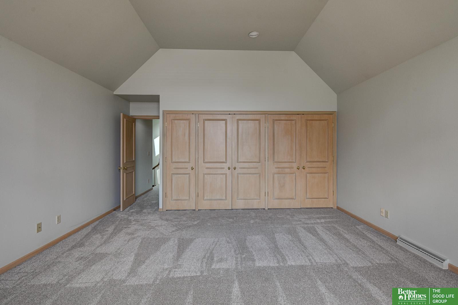 8914 Douglas Court