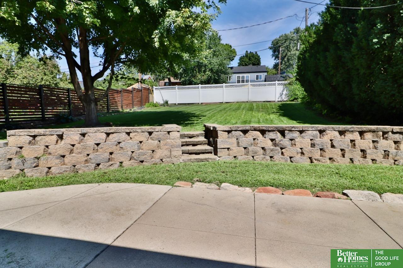 6014 Poppleton Avenue