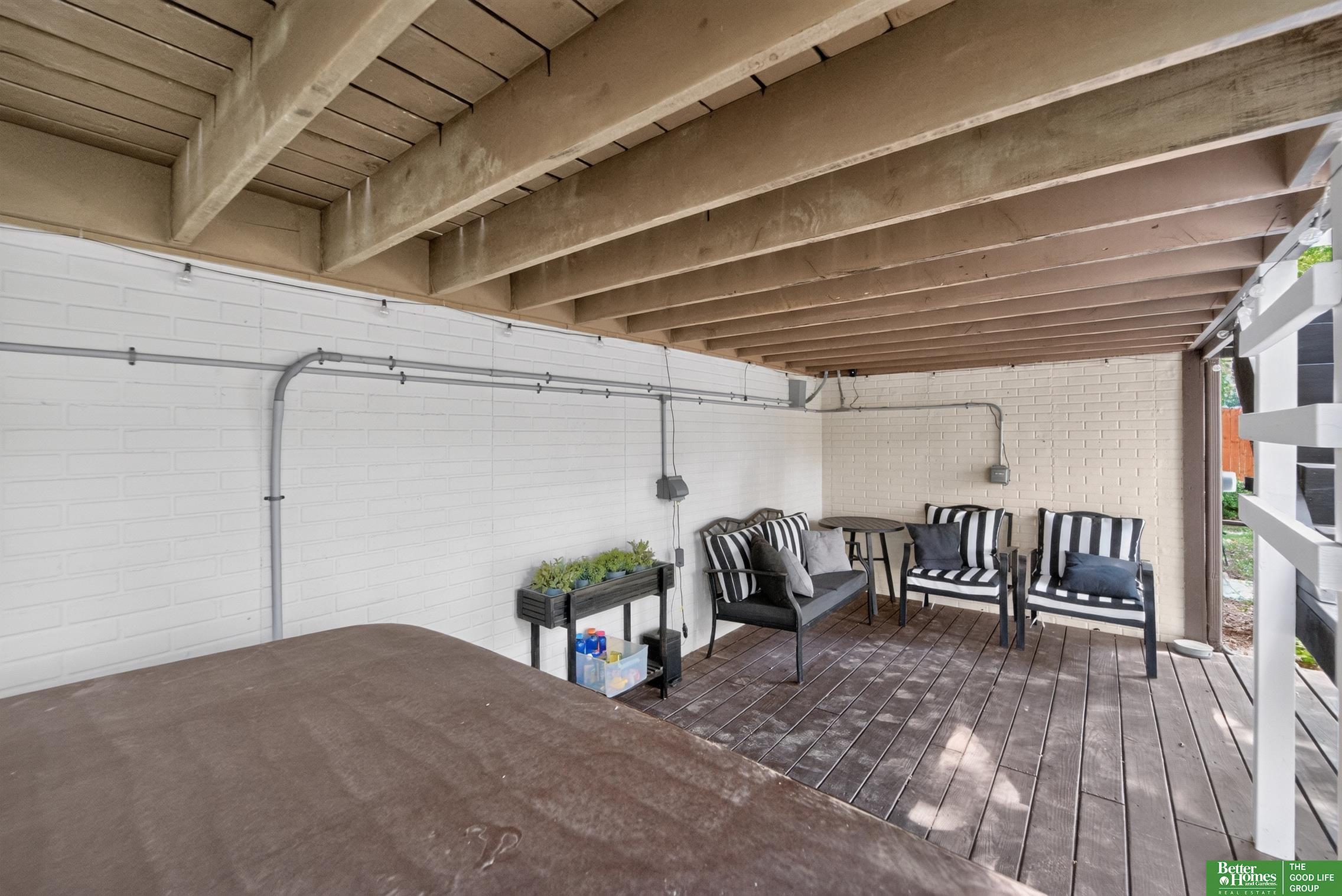 5325 S 62nd Street