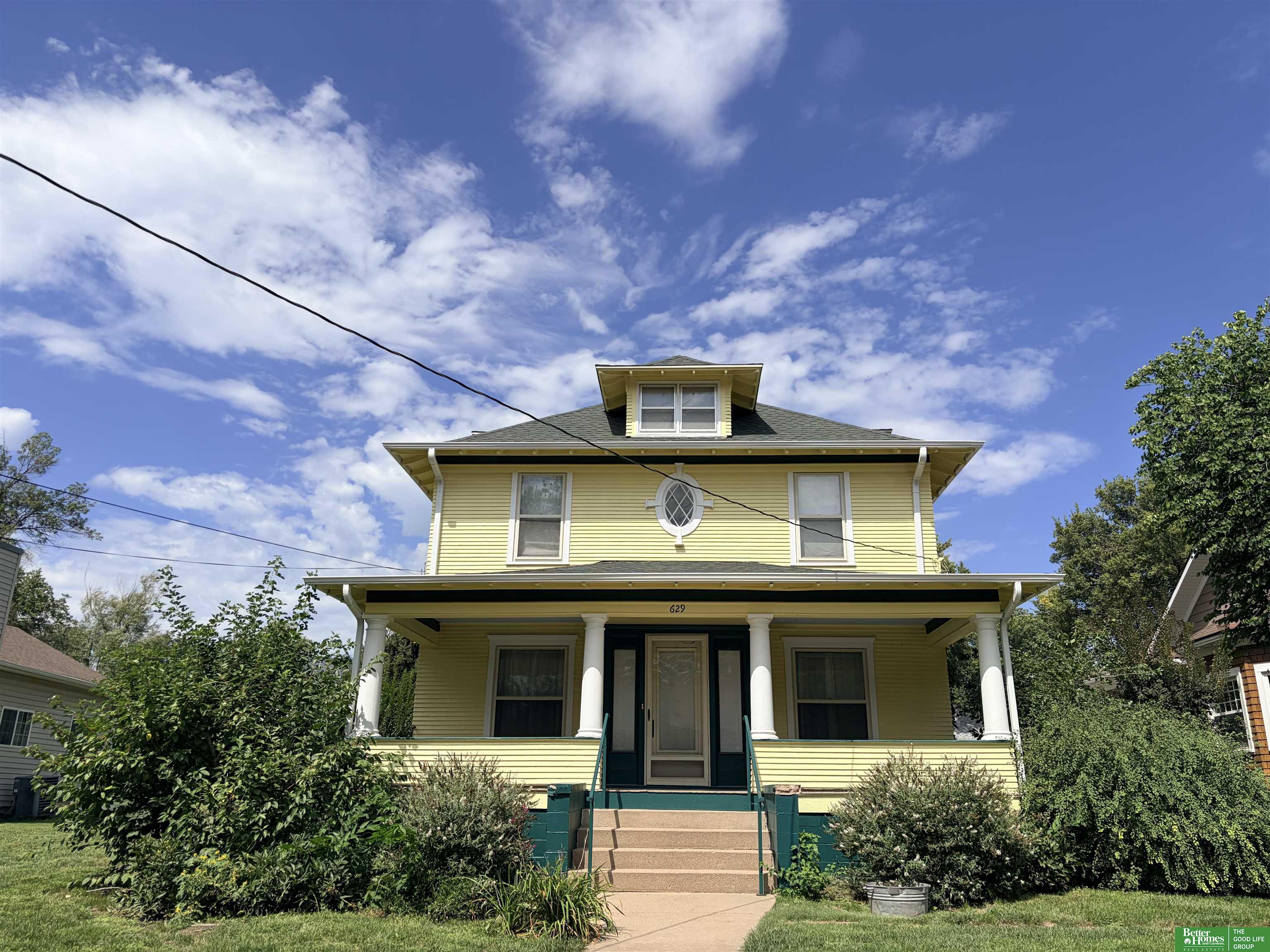 629 E 7th Street
