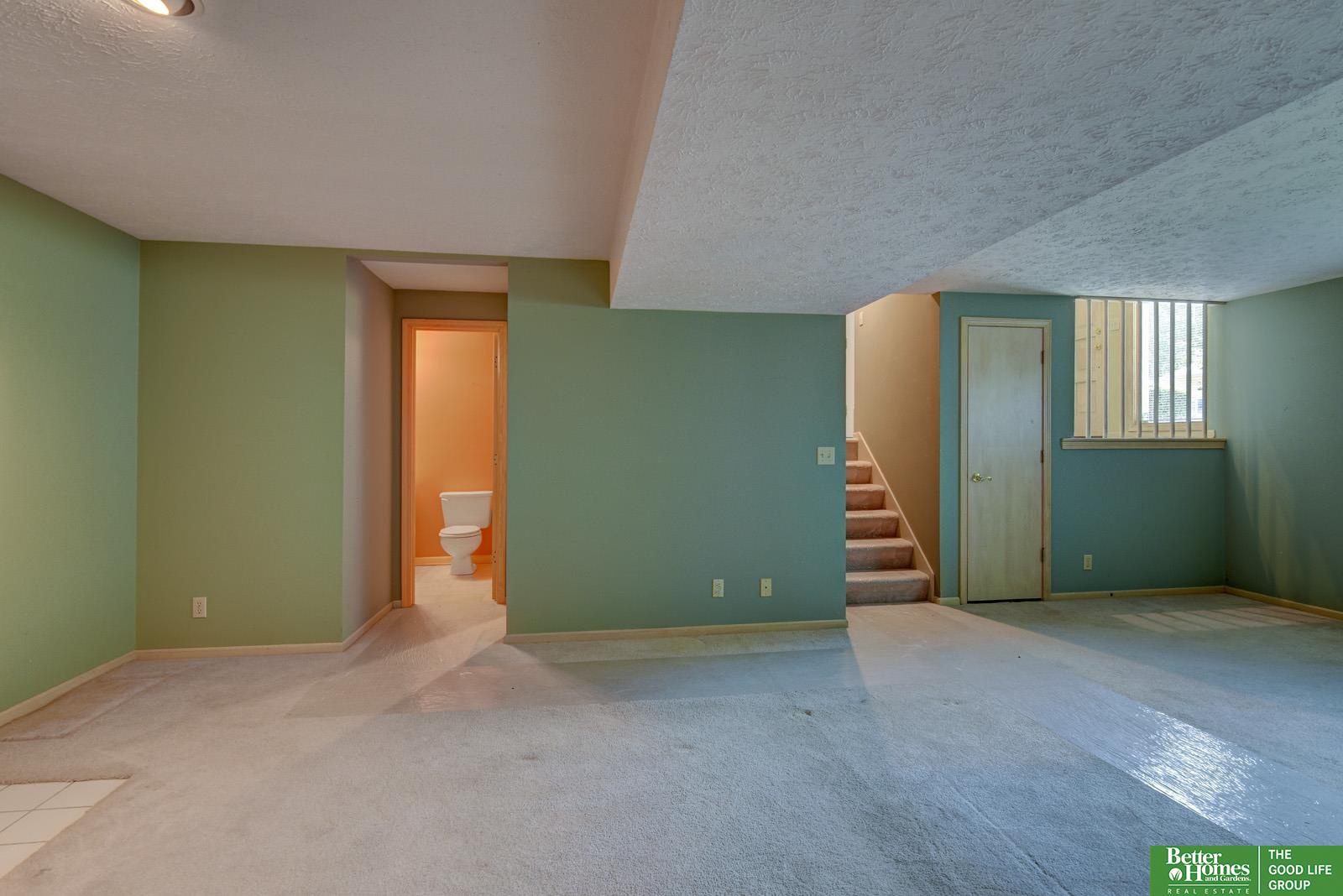 4733 N 109 Circle