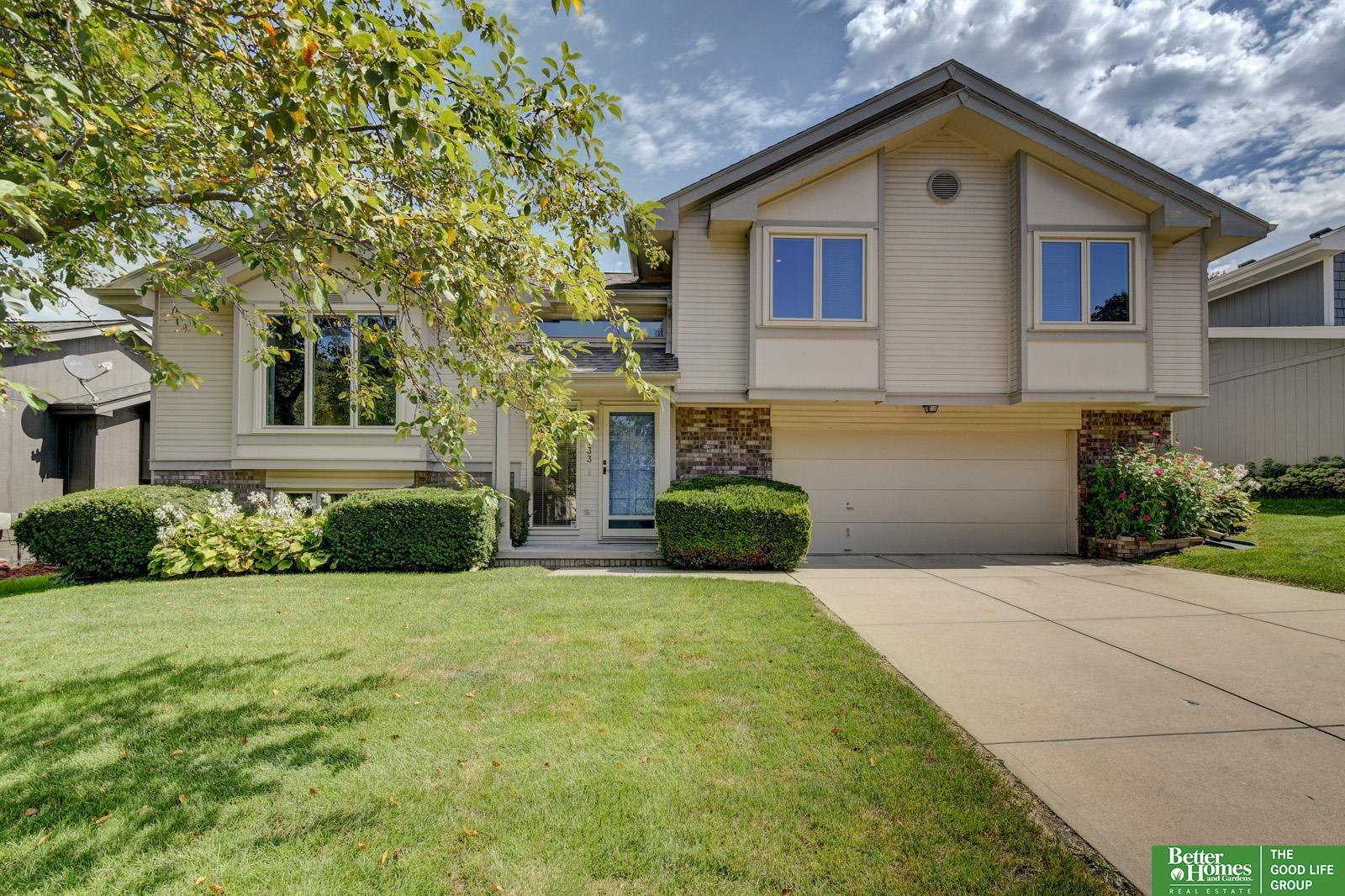 4733 N 109 Circle