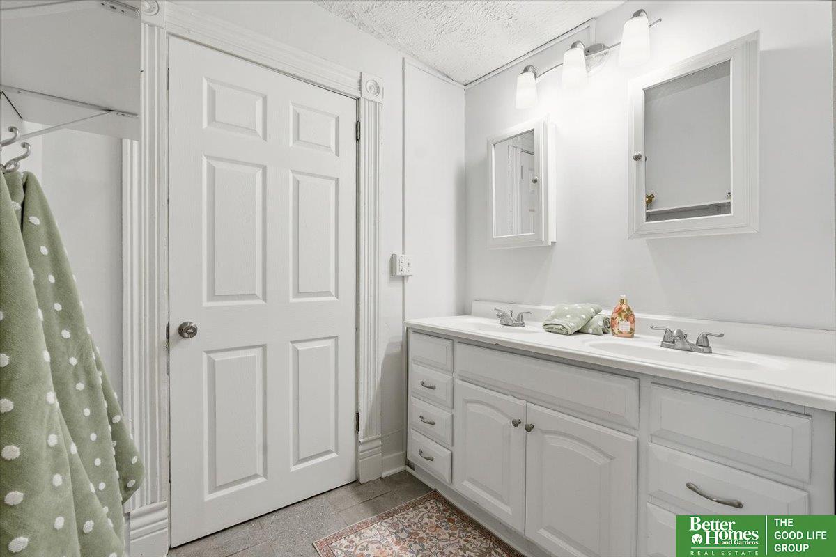 520 S 1st Street