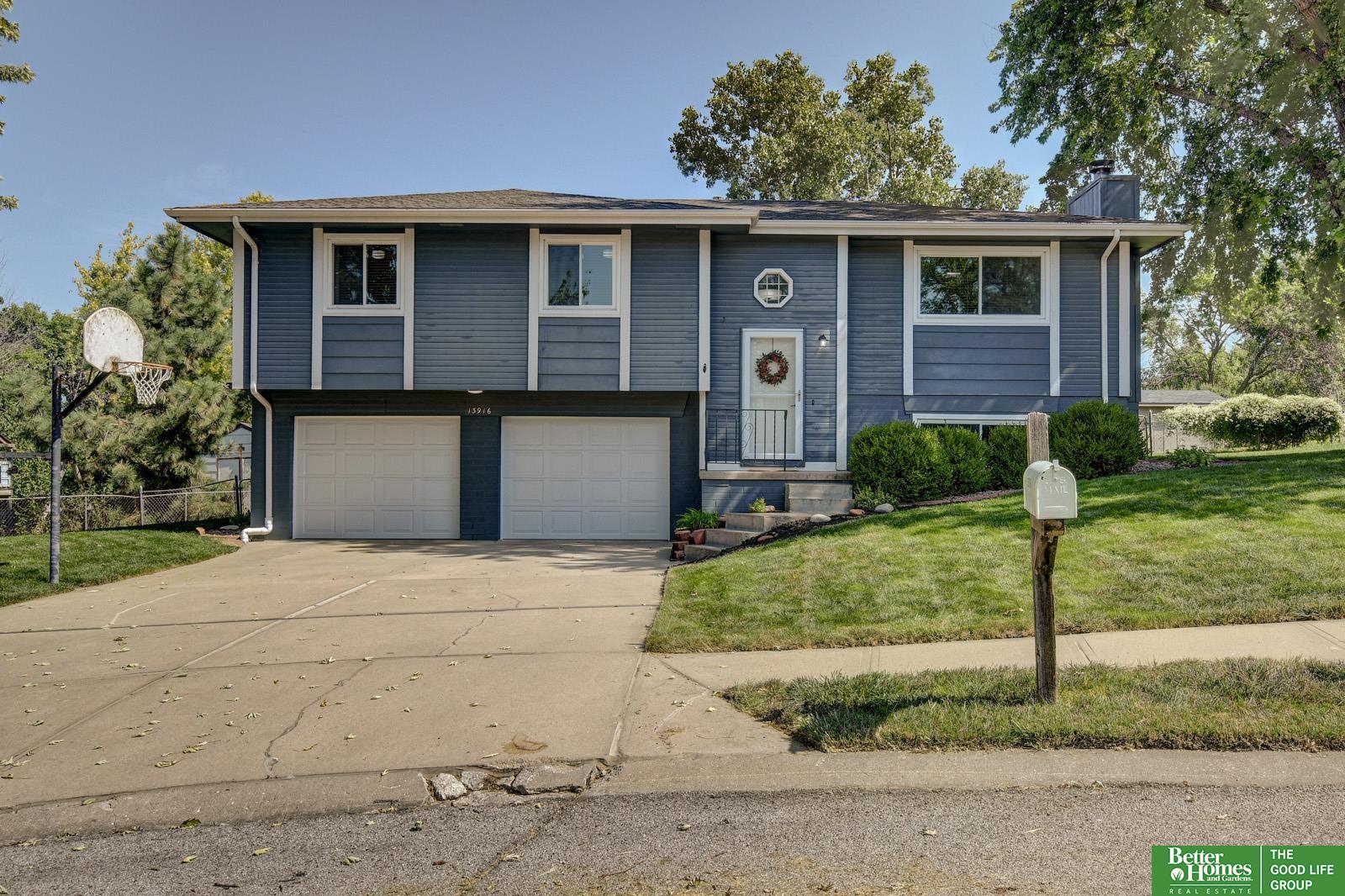 13916 Lisa Circle