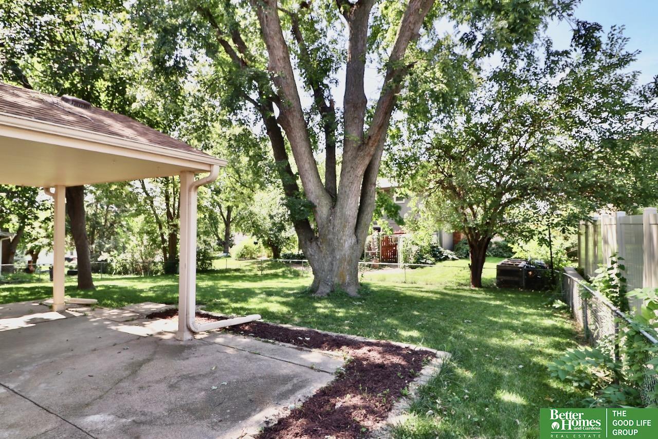 1854 S 138Th Street