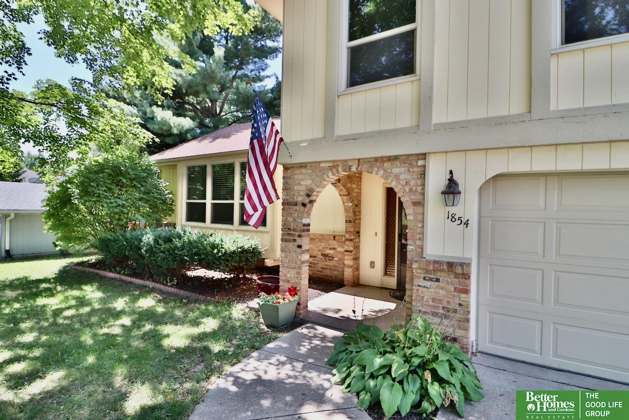 1854 S 138Th Street