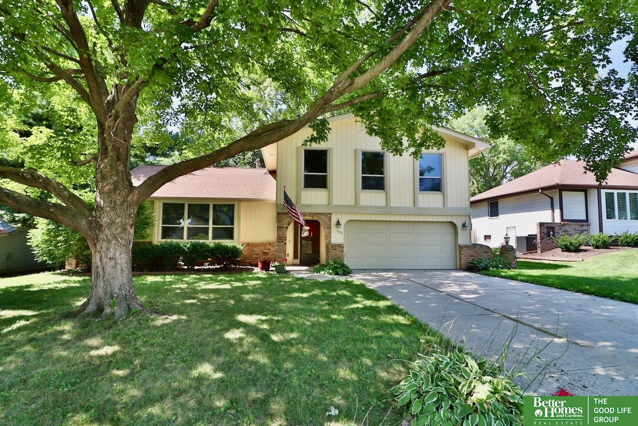 1854 S 138Th Street