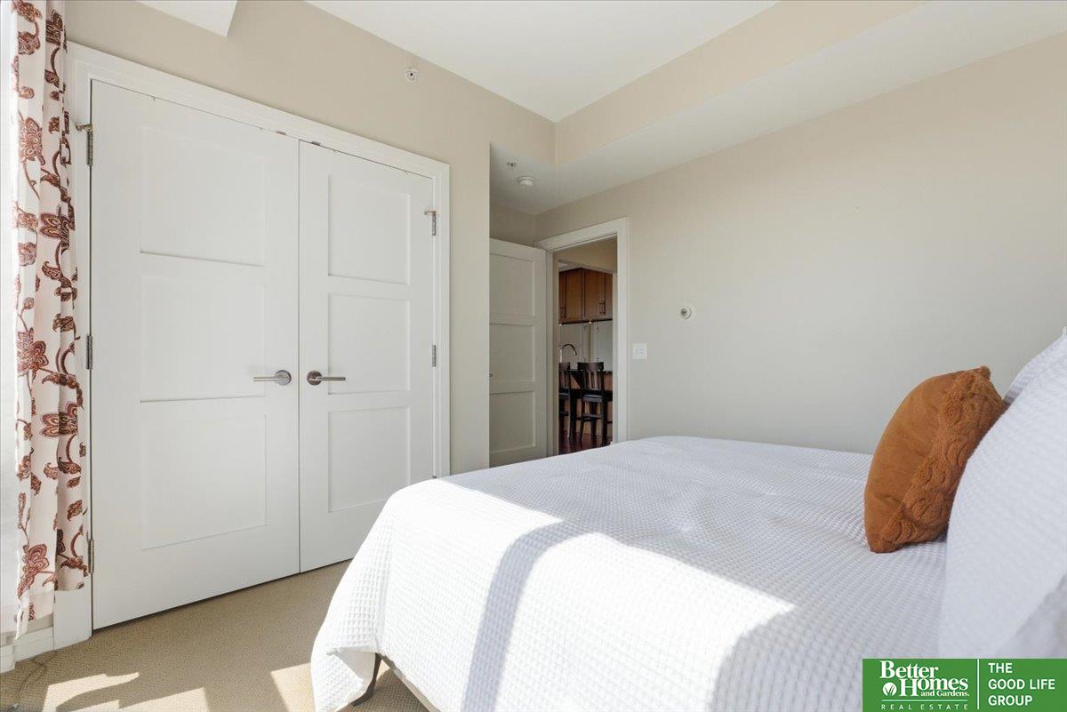 3200 Farnam Court # 3707