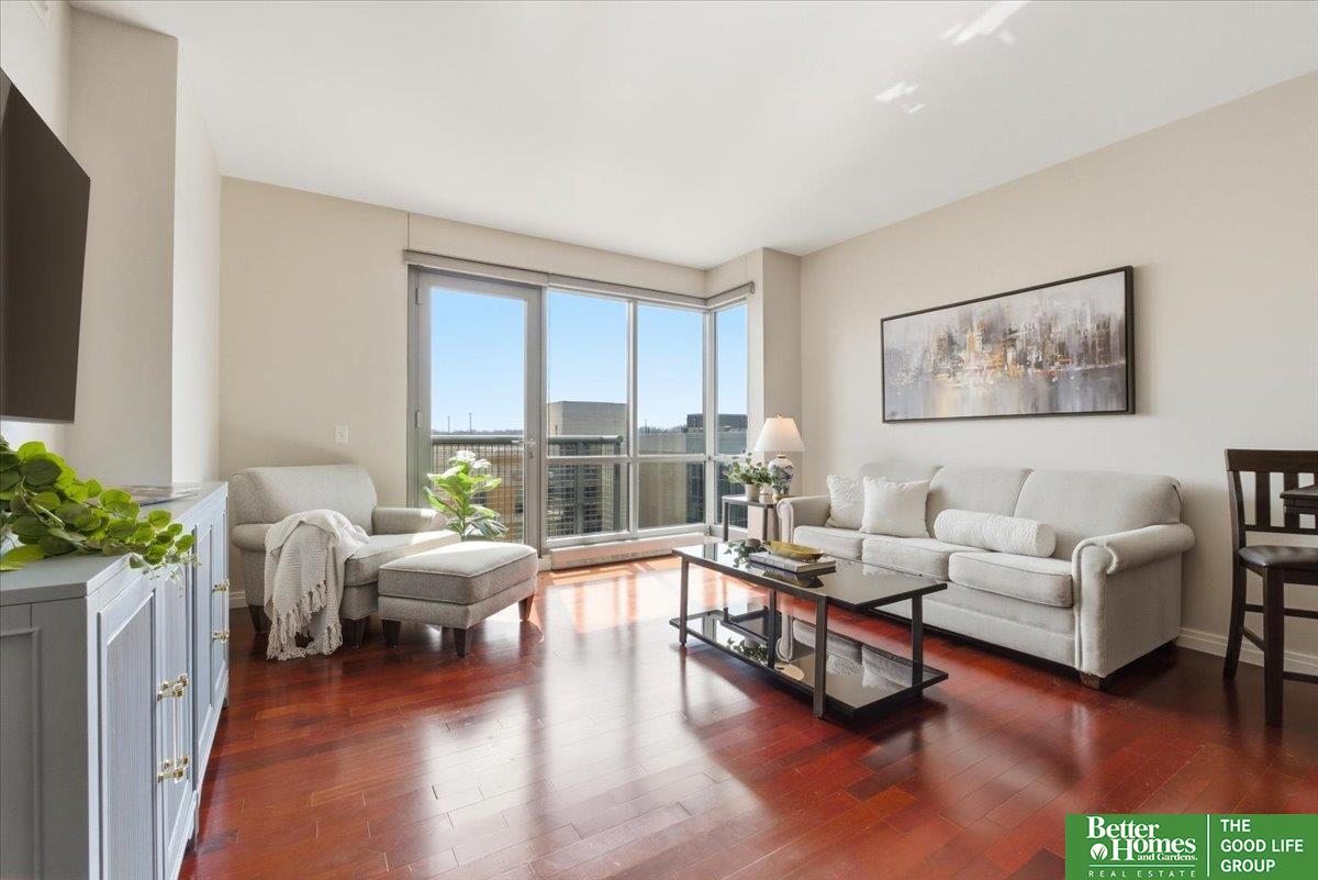 3200 Farnam Court # 3707