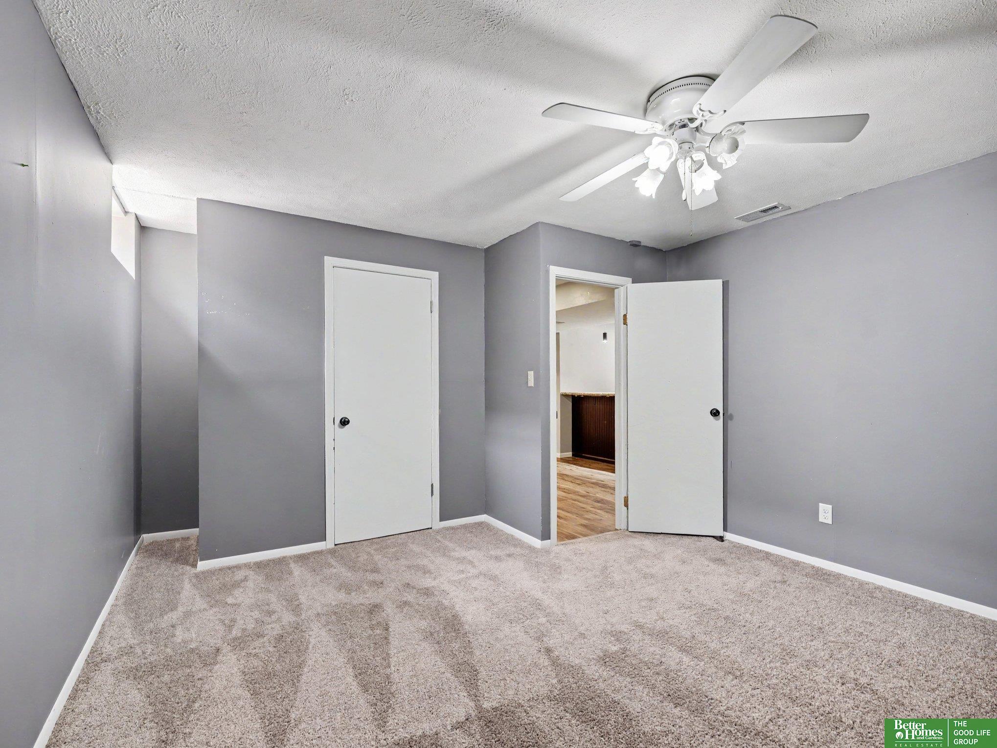 5556 Walnut Street