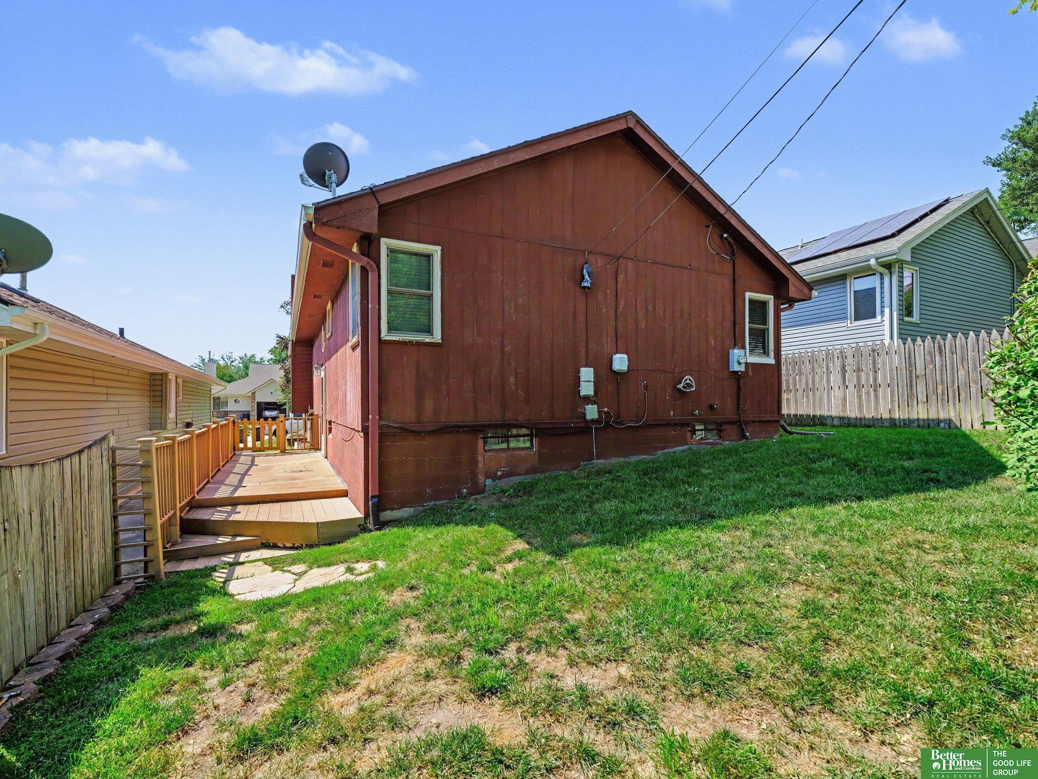 5556 Walnut Street