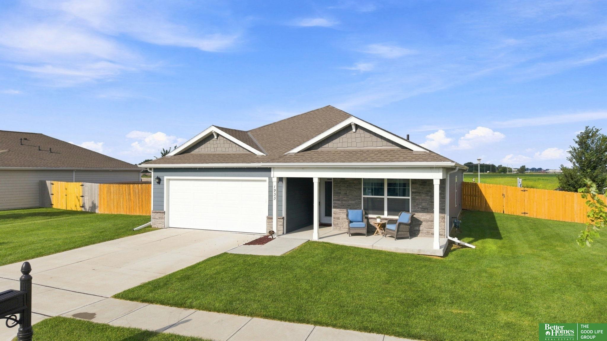 1933 N Kara Way
