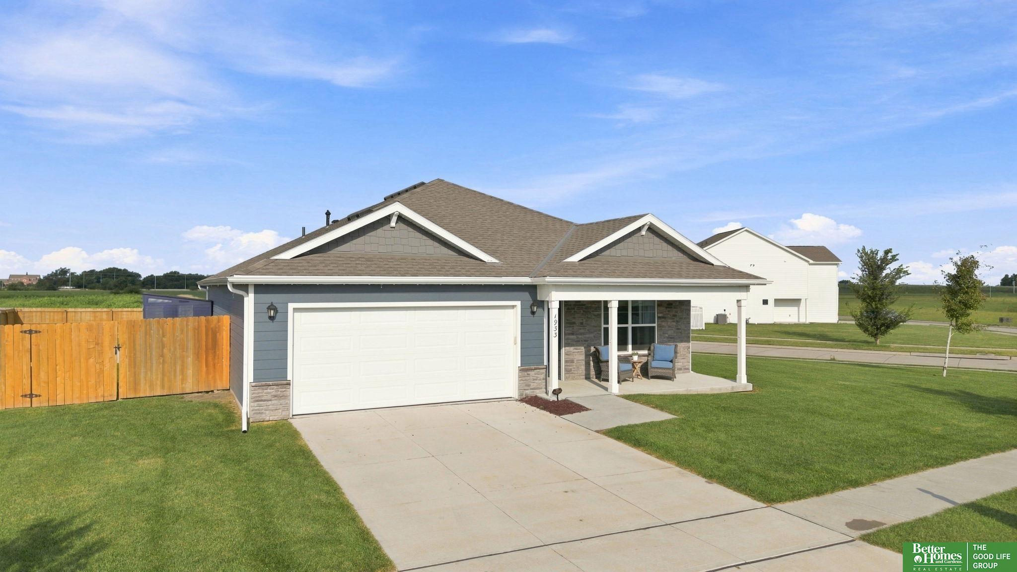 1933 N Kara Way
