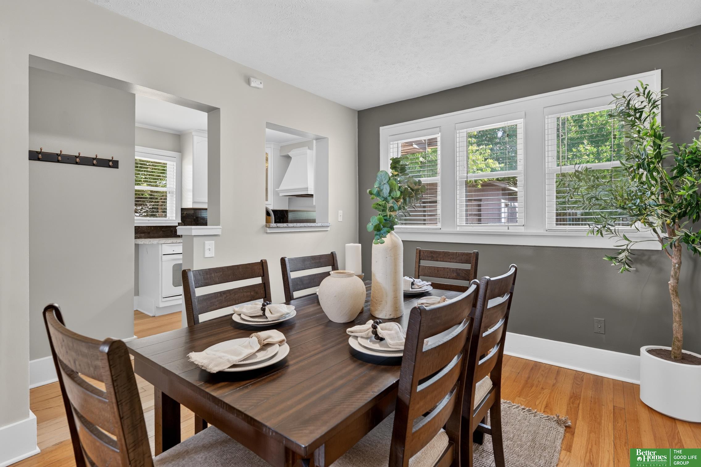 409 S 49th Street
