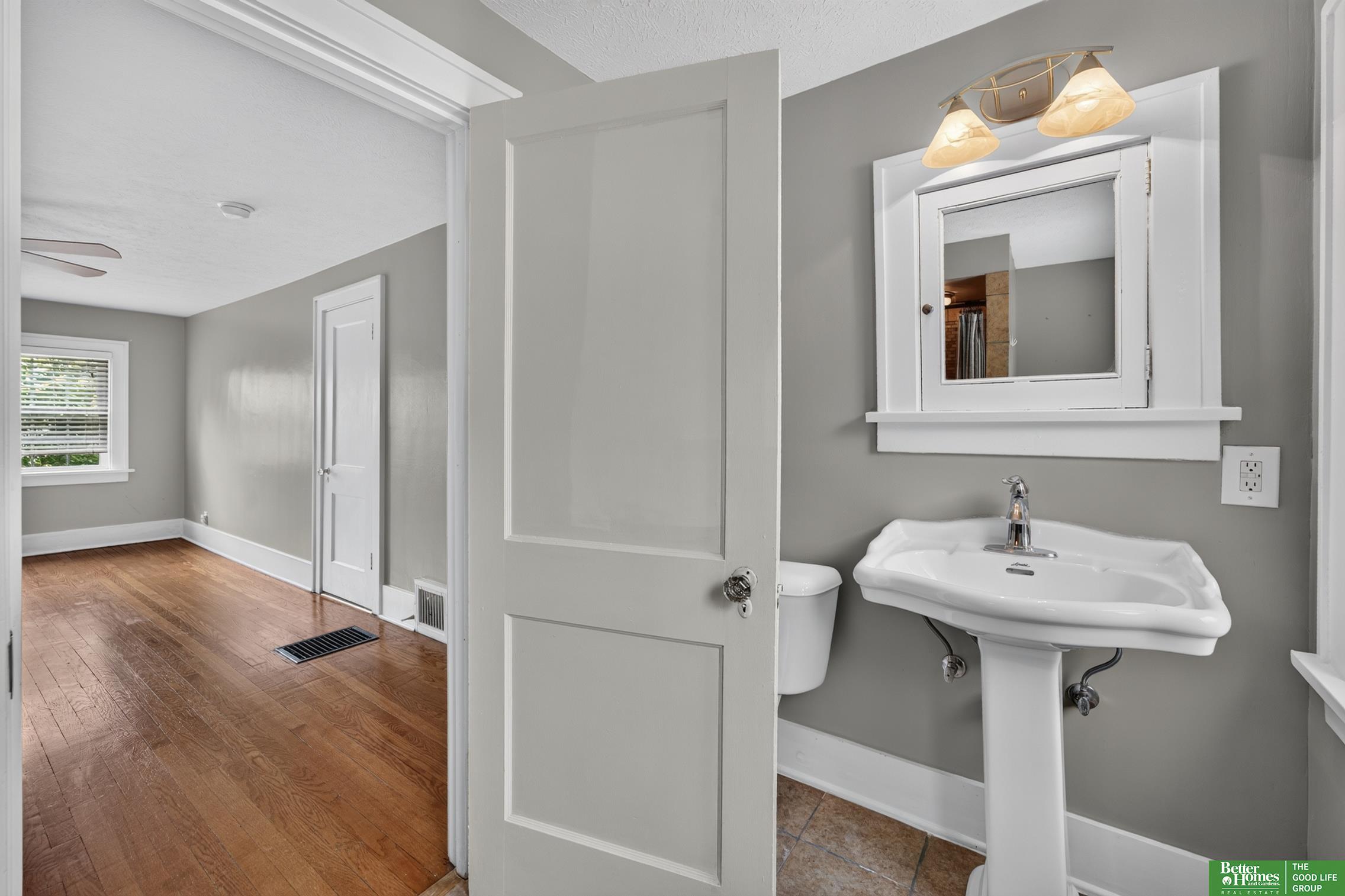 409 S 49th Street