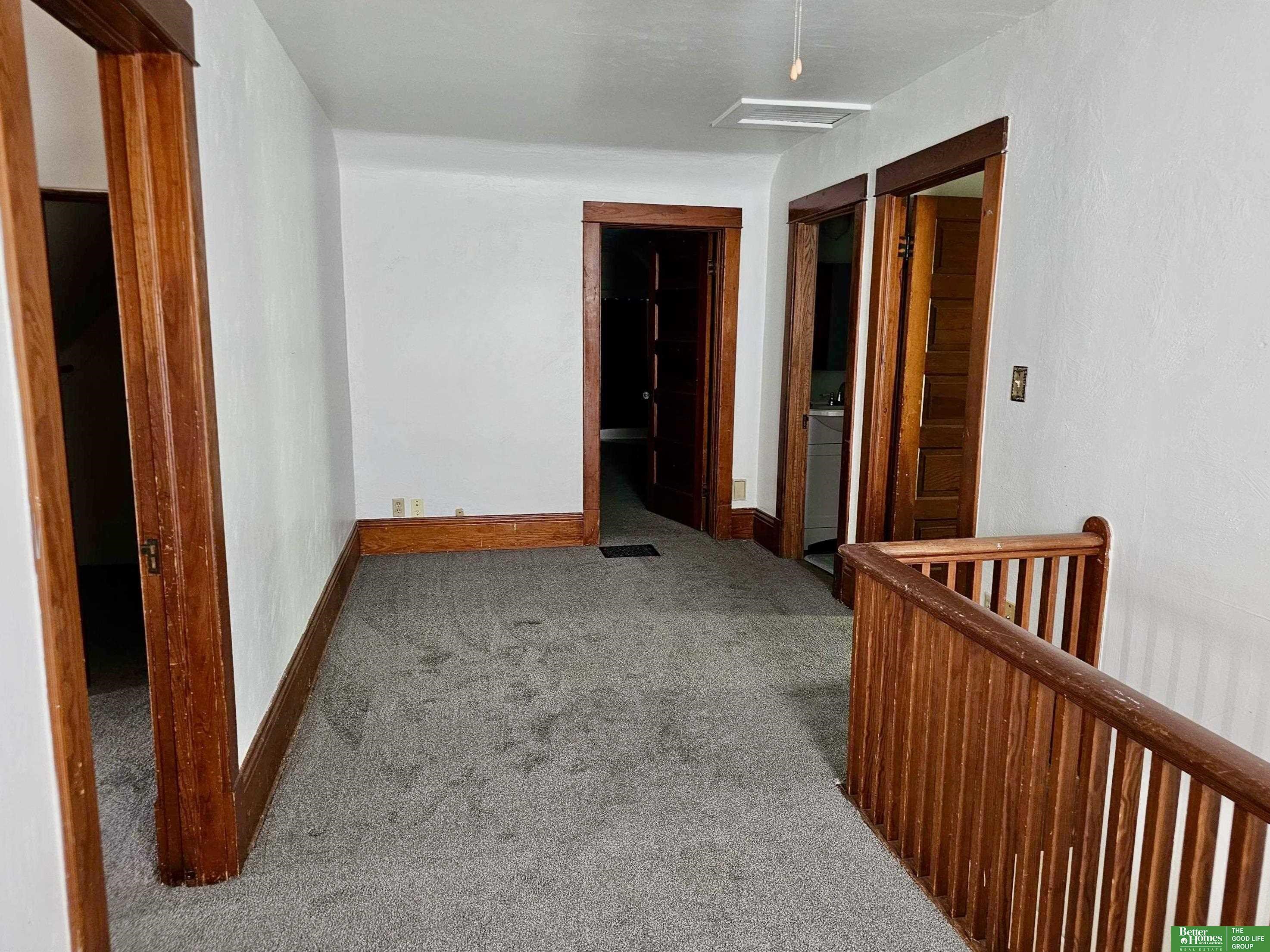 557 W 7th Street