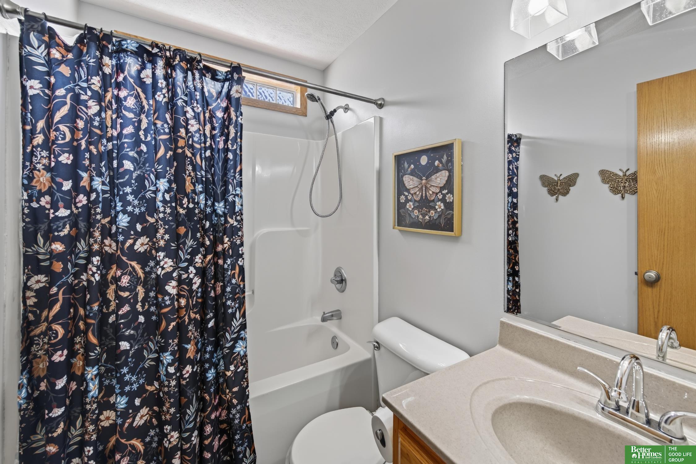 21213 Flagstone Drive