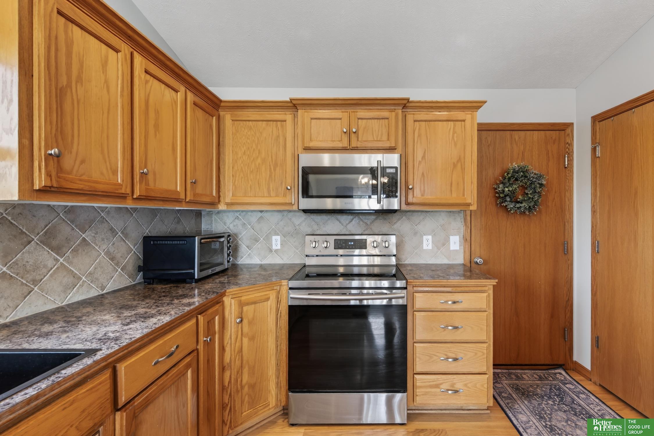 21213 Flagstone Drive