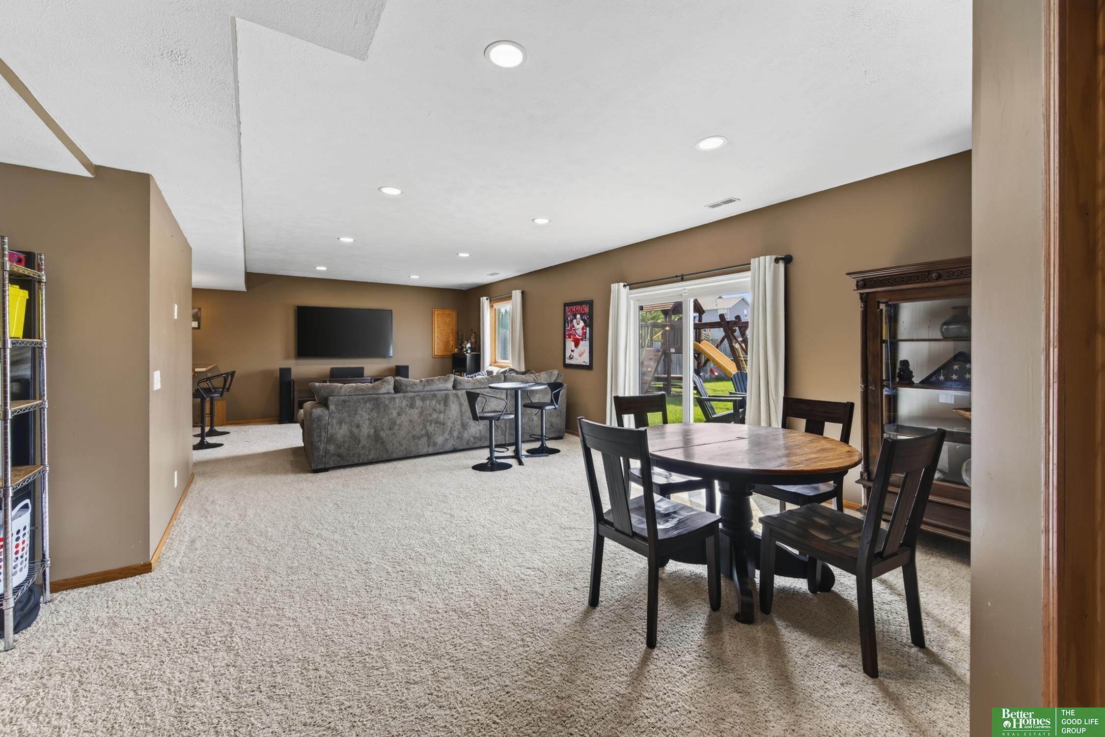 21213 Flagstone Drive