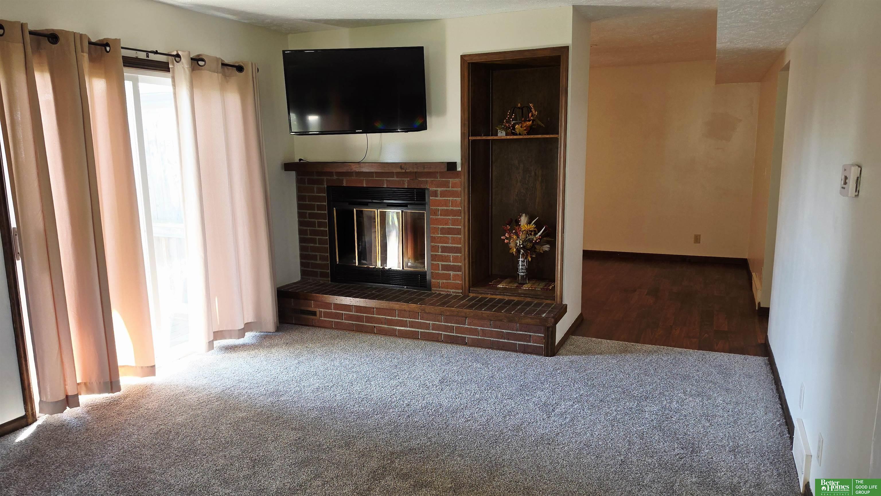 841 S Country Club Drive
