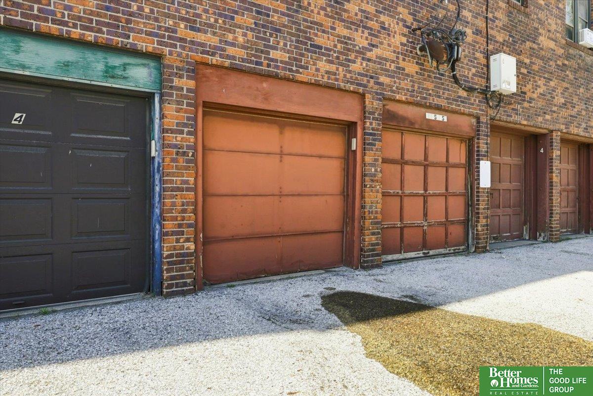 131 S 39 Street # 17