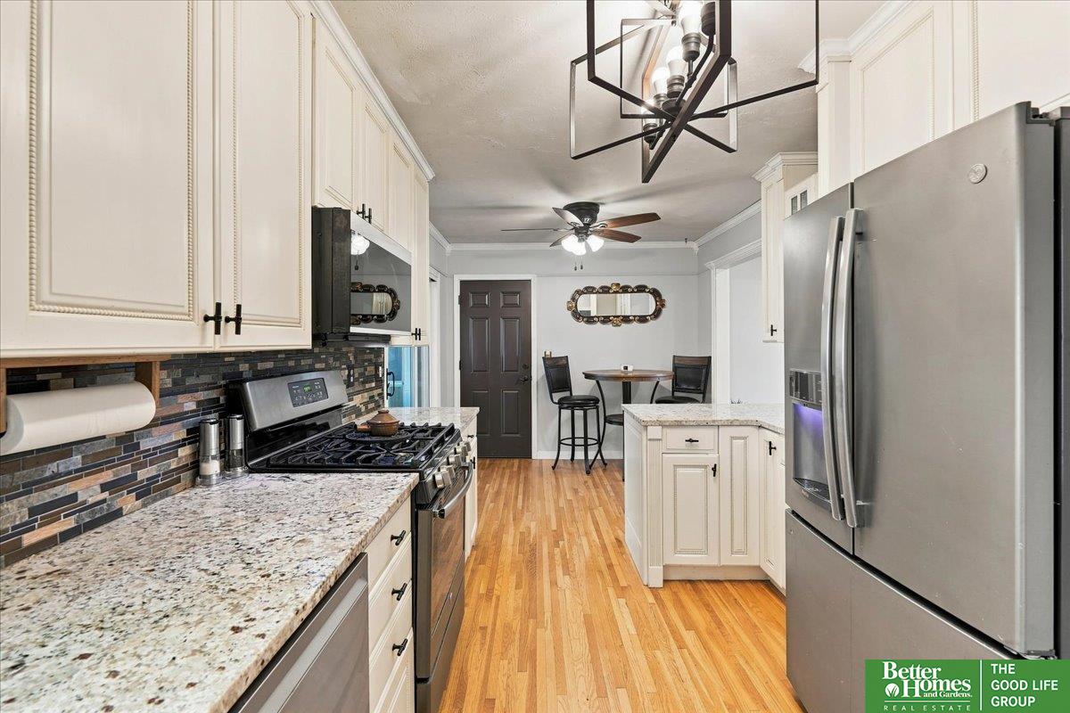11505 Oak Circle