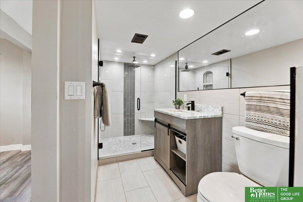 11505 Oak Circle
