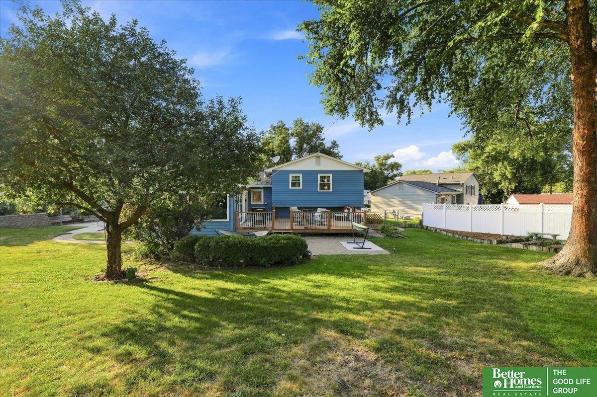 11505 Oak Circle