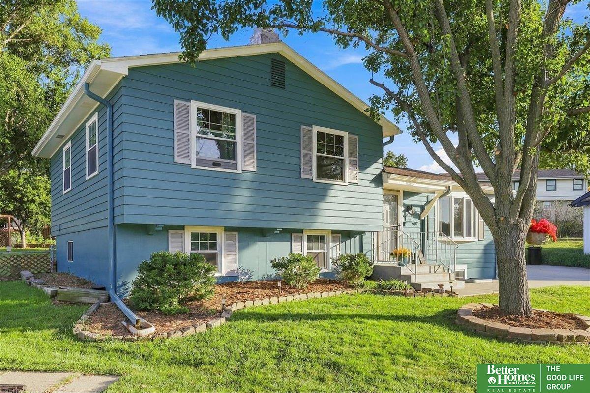 11505 Oak Circle