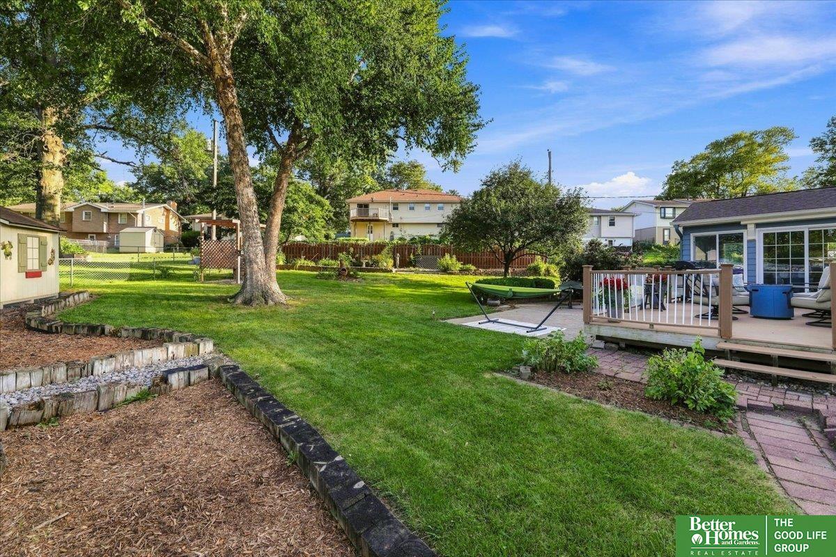 11505 Oak Circle