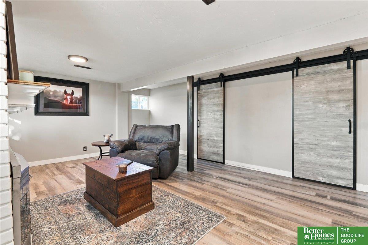 11505 Oak Circle