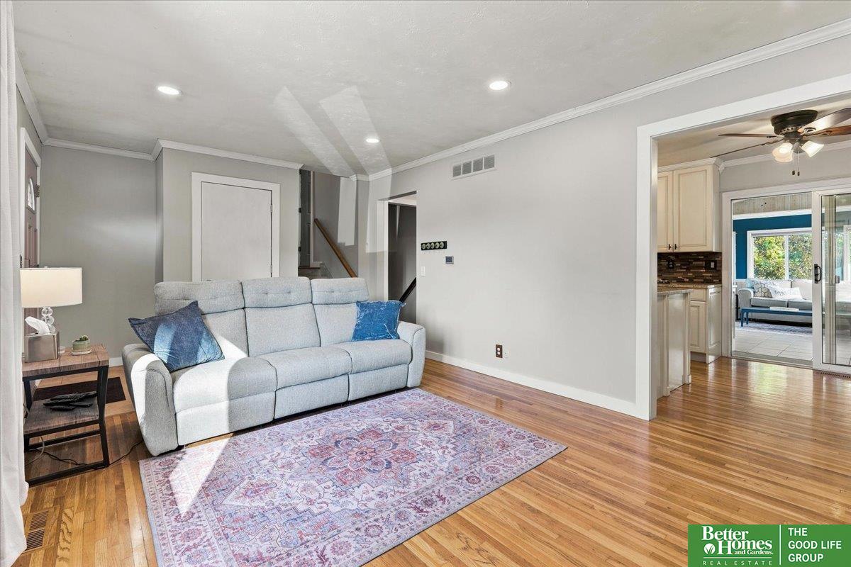 11505 Oak Circle