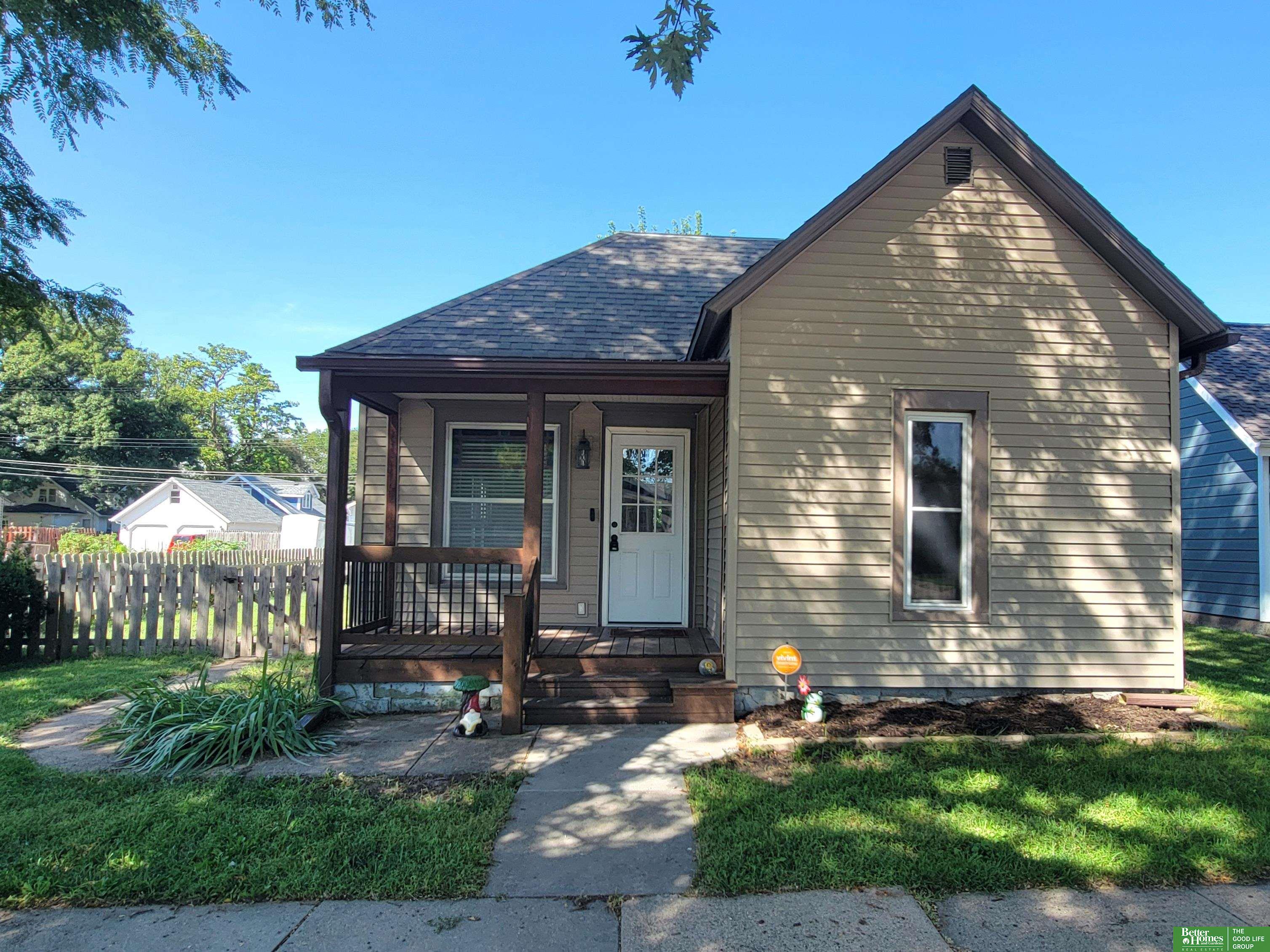 219 N Blackburn Avenue