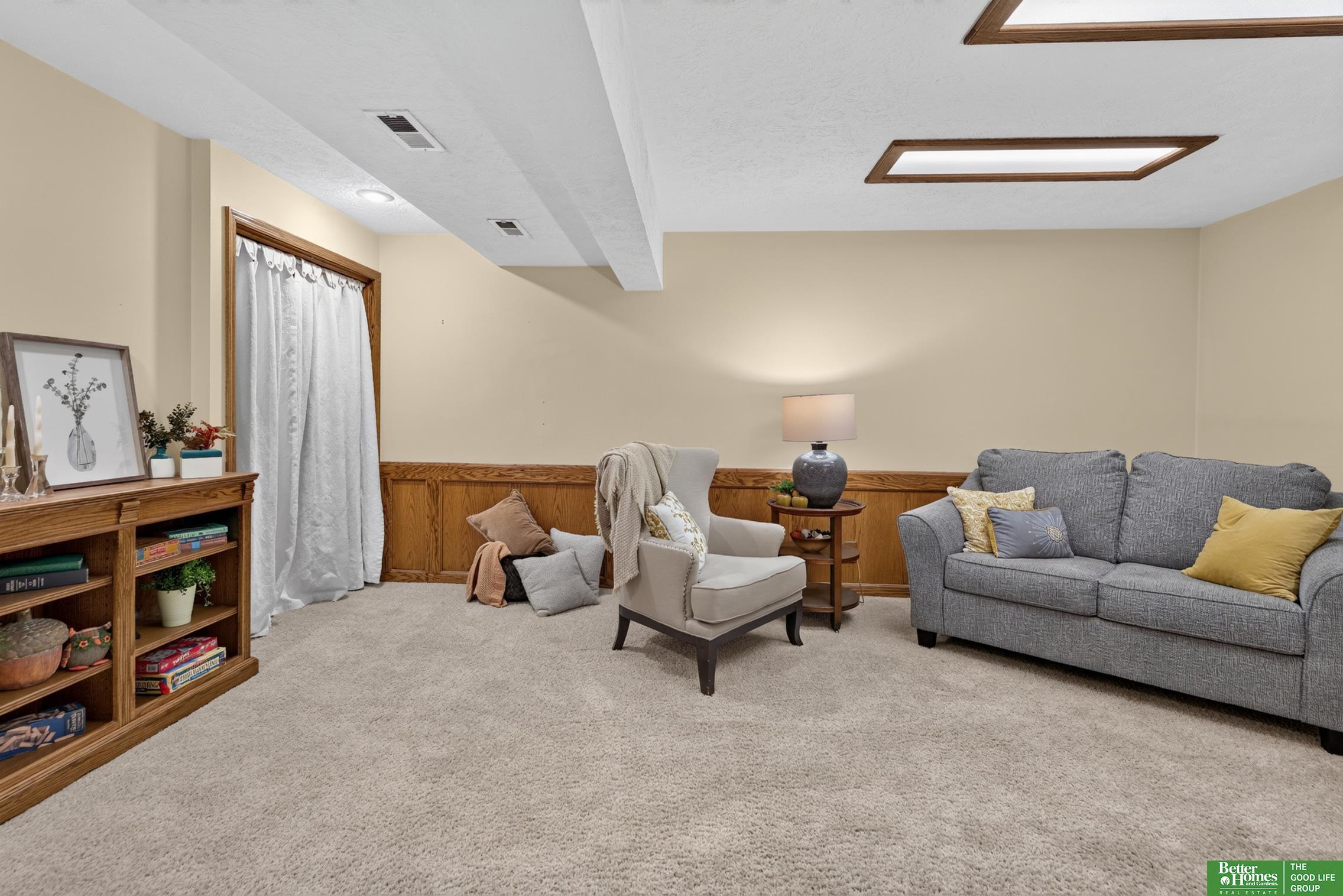 4821 N 130 Circle