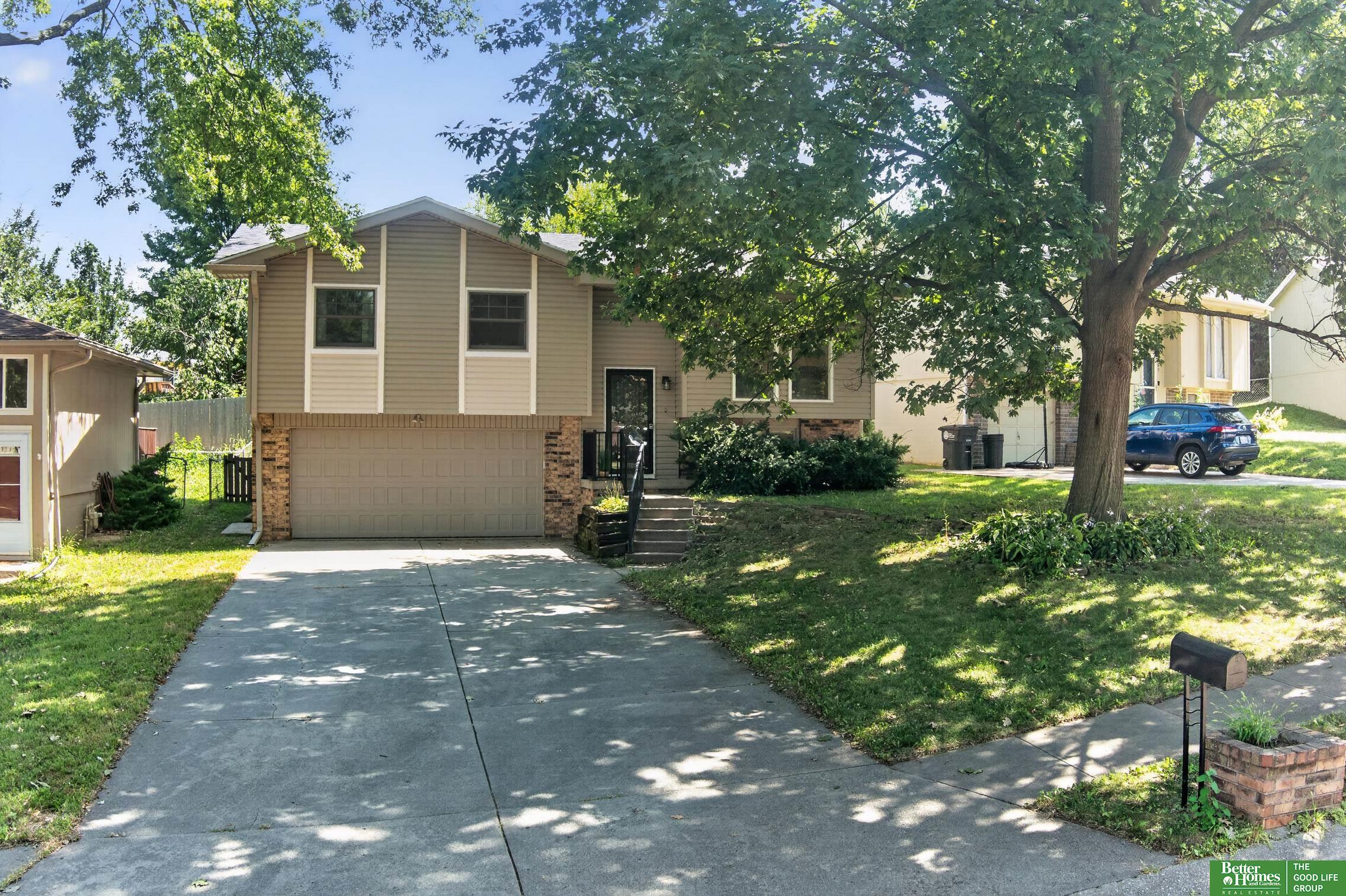 4821 N 130 Circle