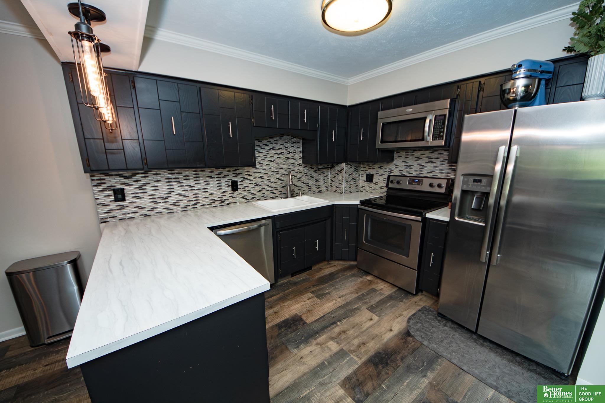 7171 N 79 Plaza