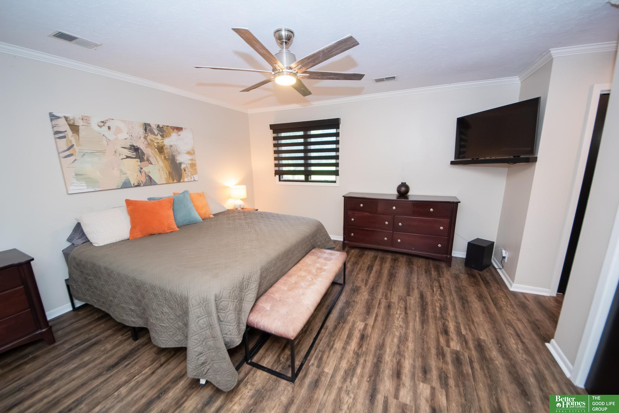 7171 N 79 Plaza