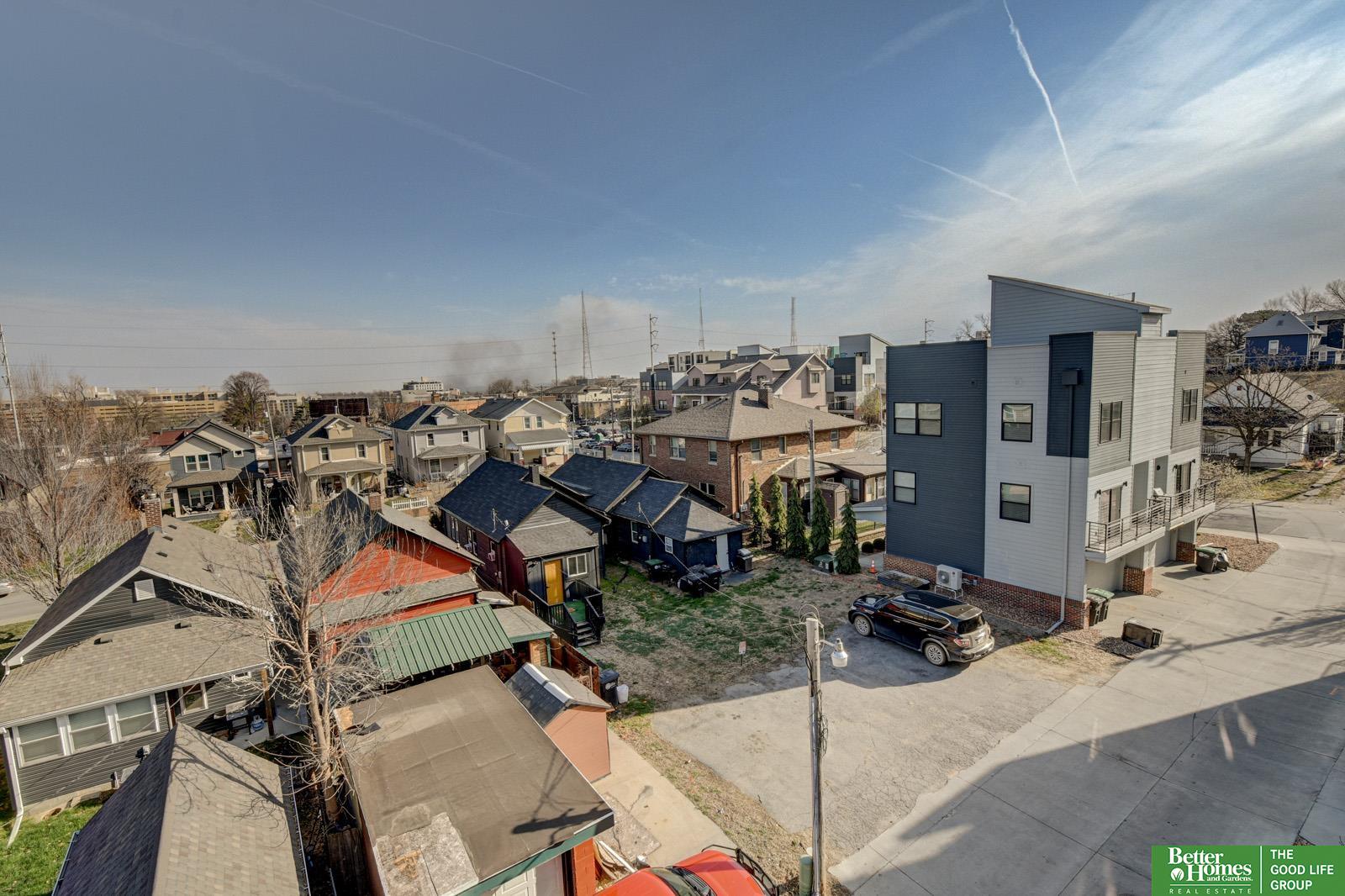 3111 Mayberry Plaza