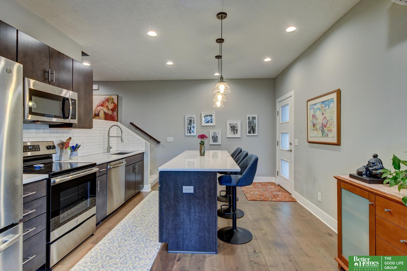 3111 Mayberry Plaza
