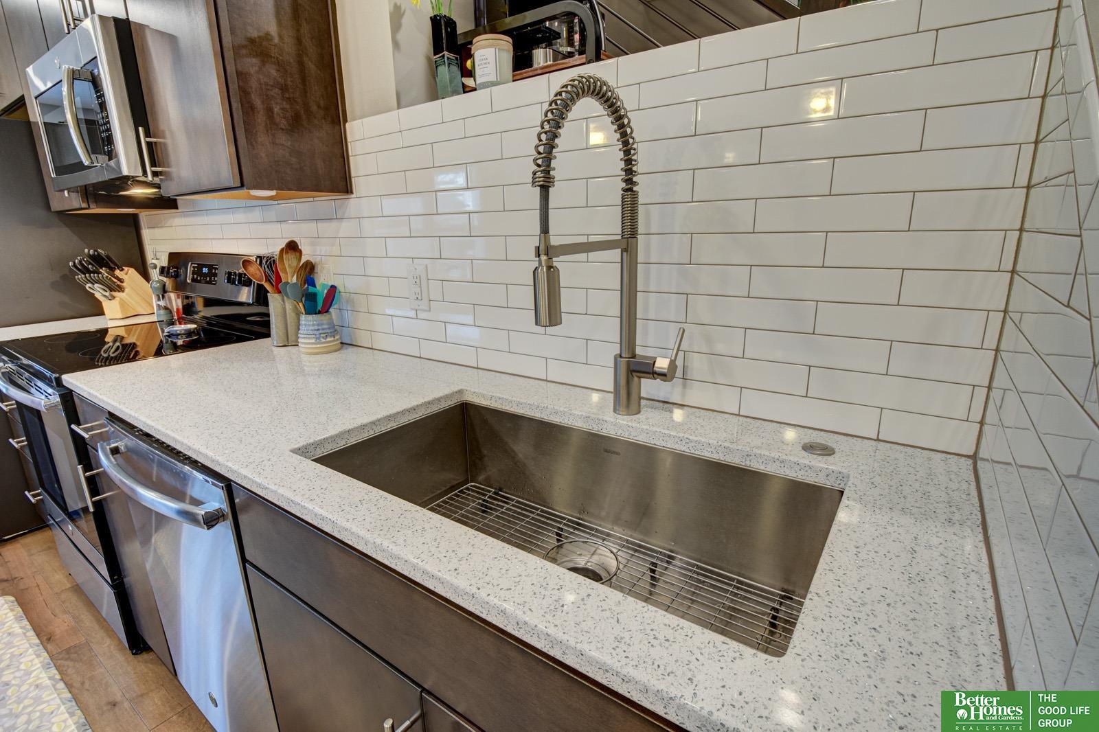 3111 Mayberry Plaza