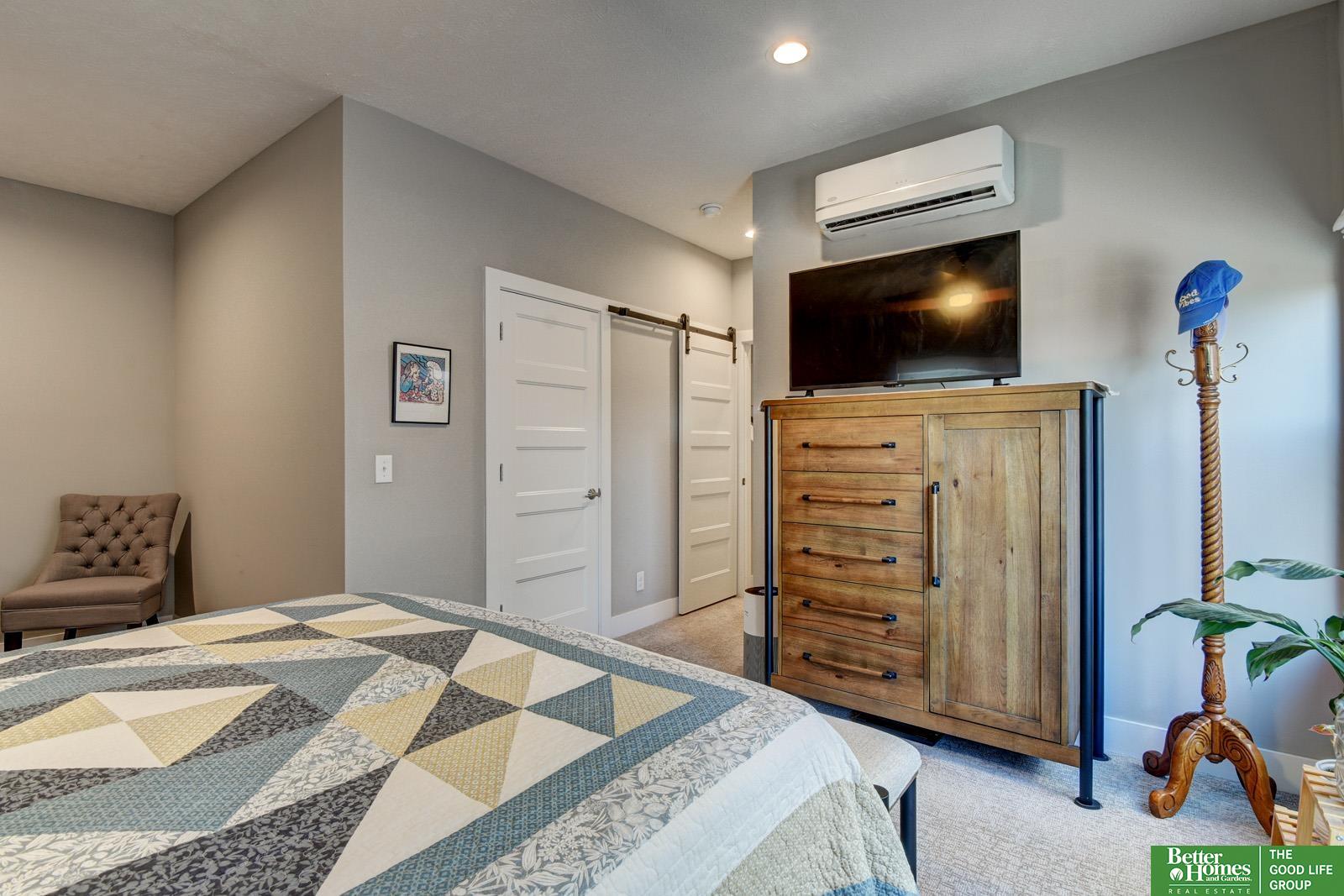 3111 Mayberry Plaza