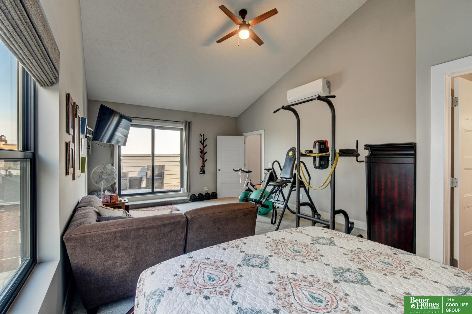 3111 Mayberry Plaza