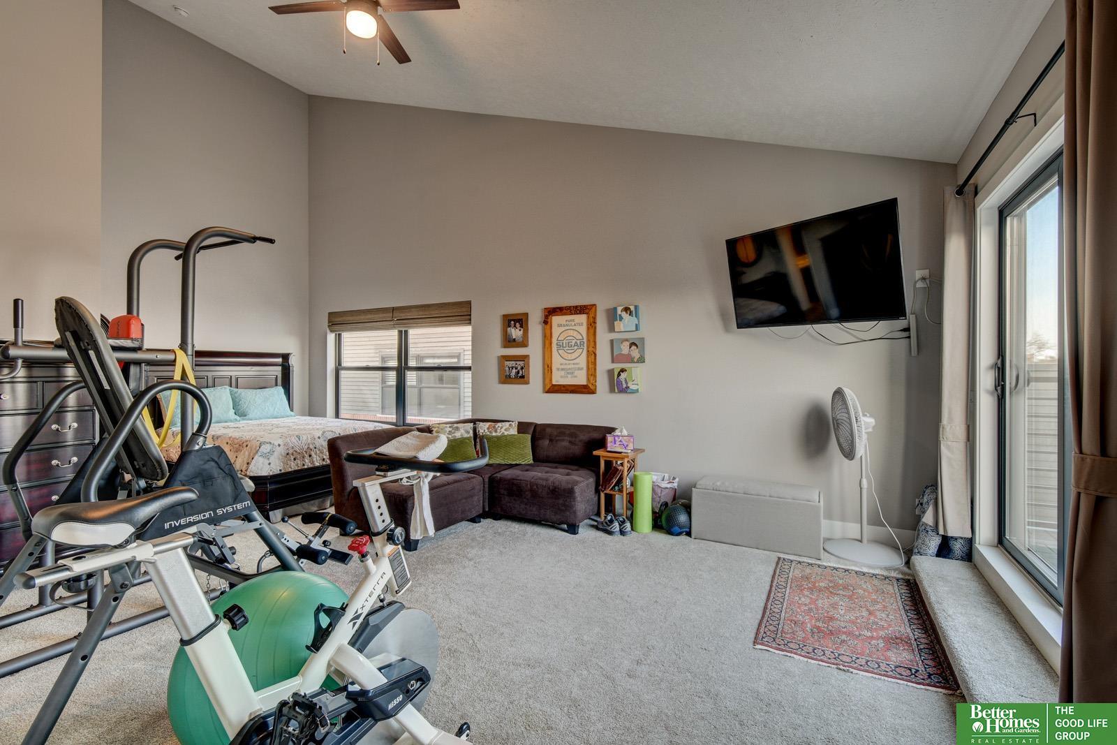 3111 Mayberry Plaza