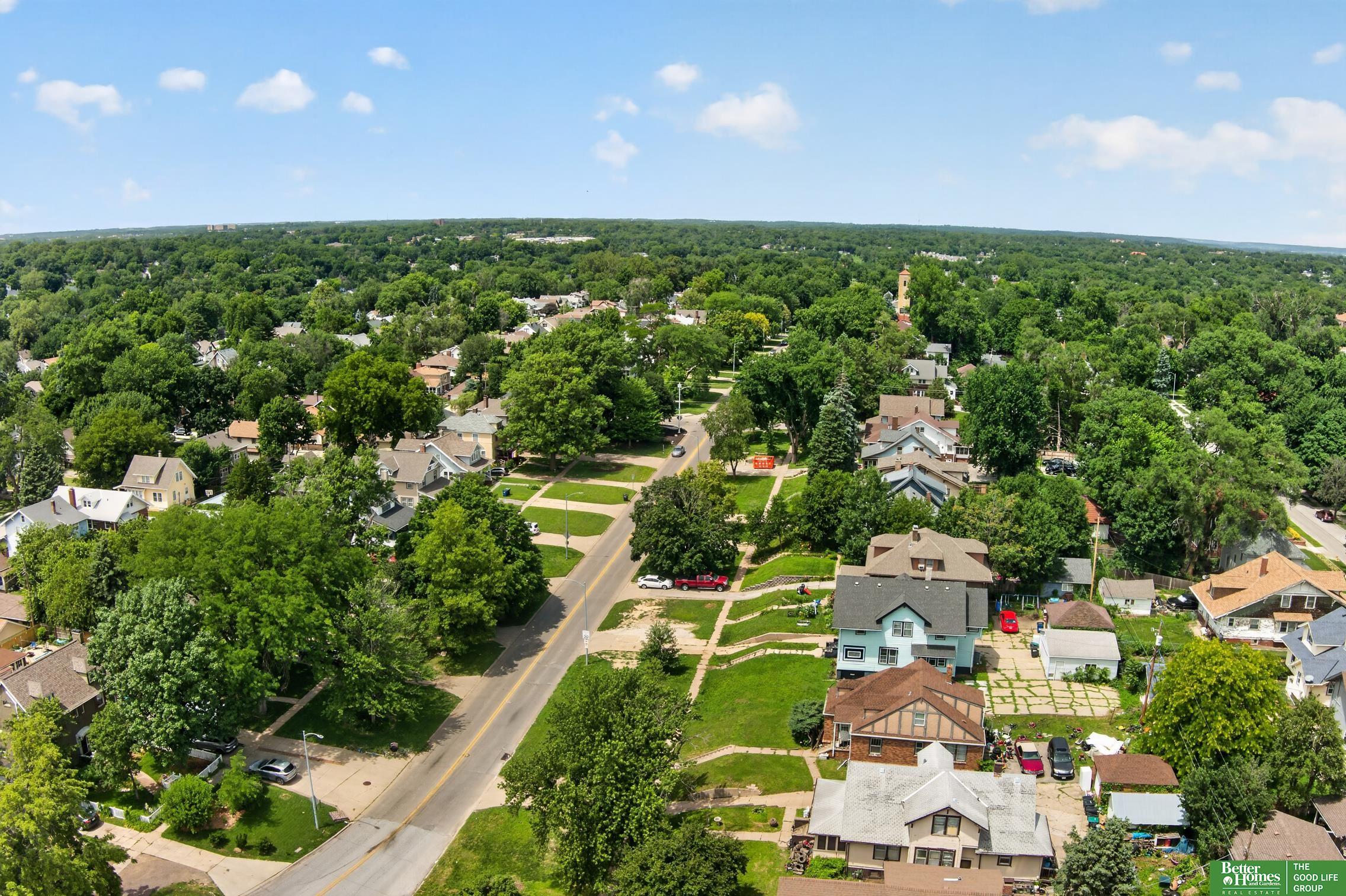 2370 Fontenelle Boulevard
