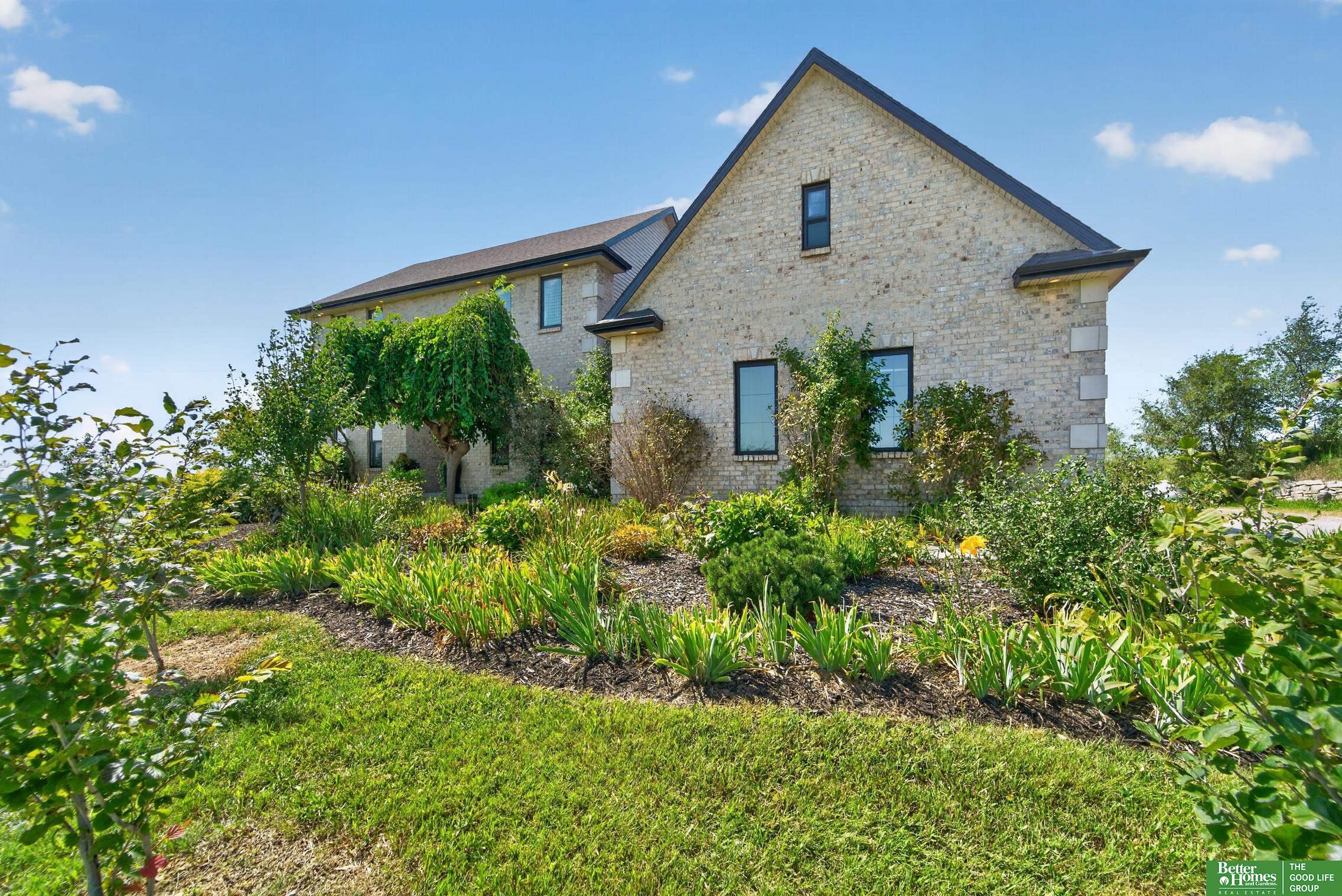 11600 Old Mill Drive