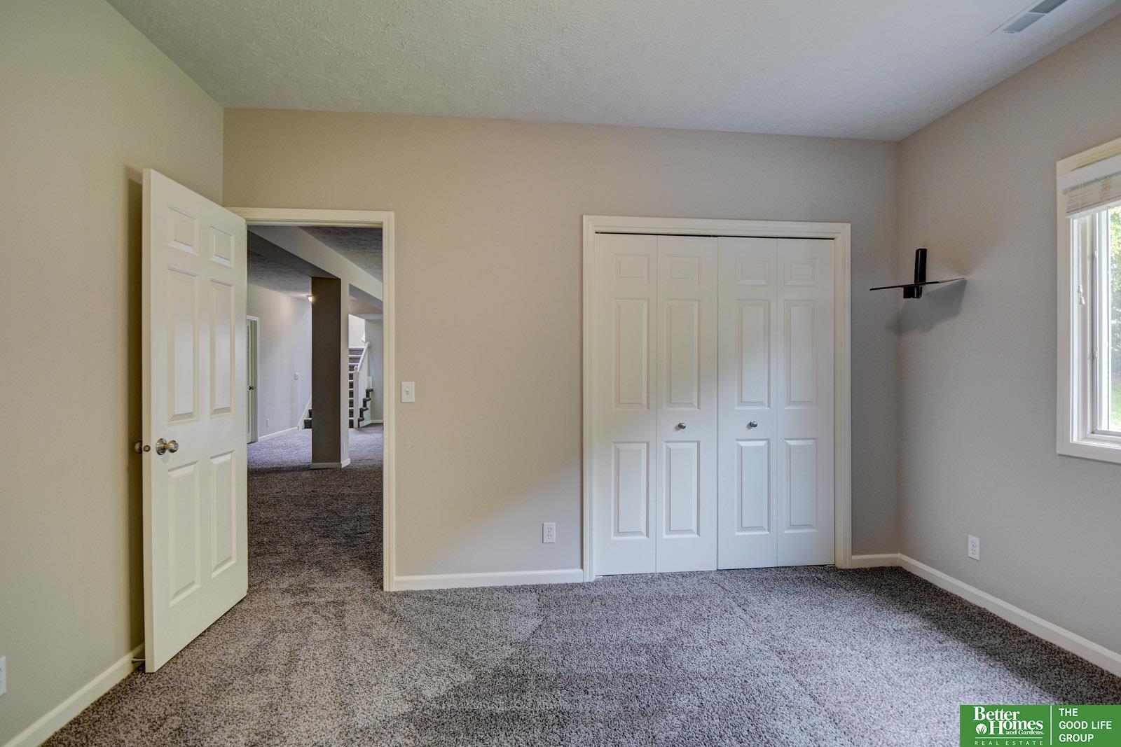 11426 Iowa Circle
